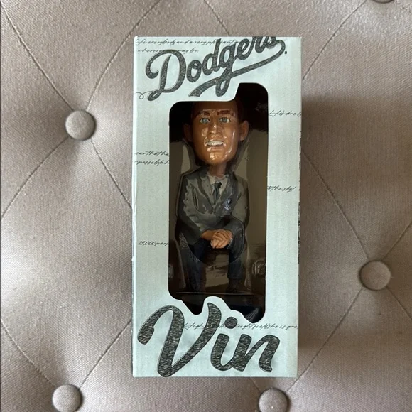 Dodgers Vin Scully Bobblehead - Picture 1 of 7